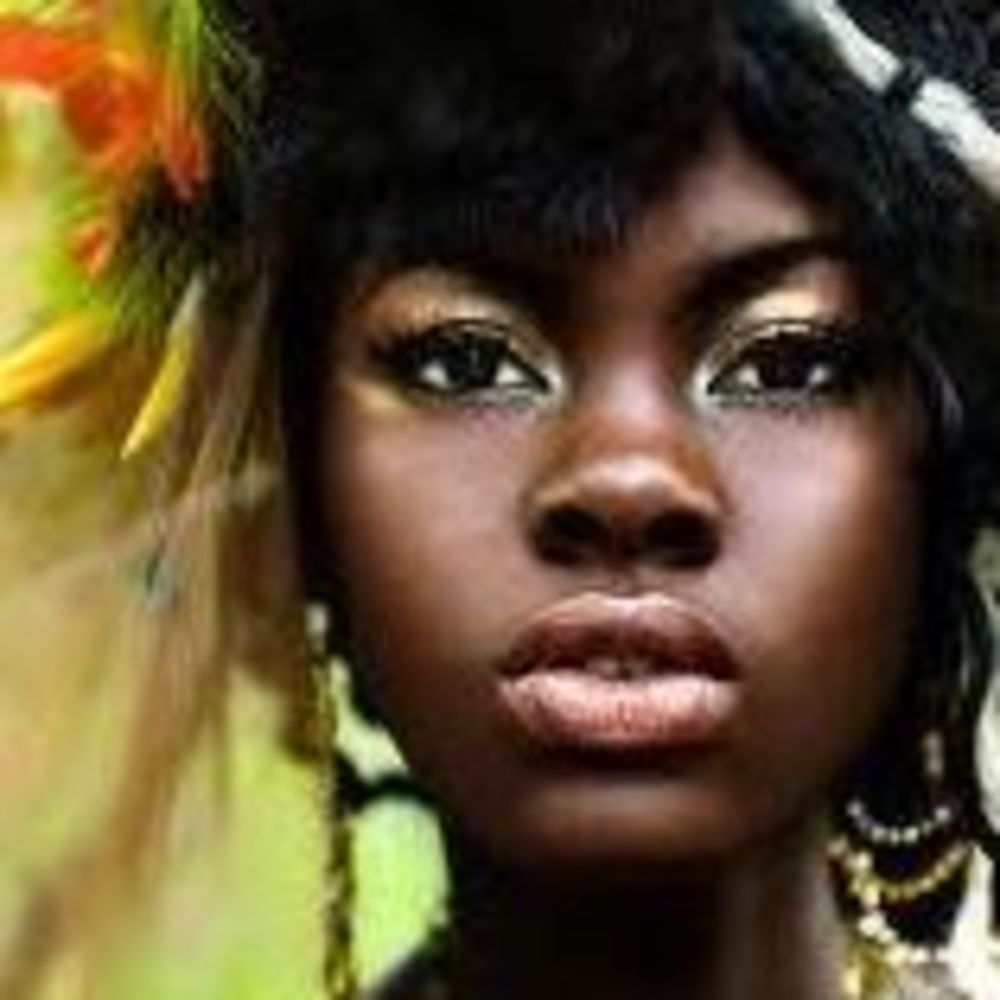 Meet your Posher, Amahyah